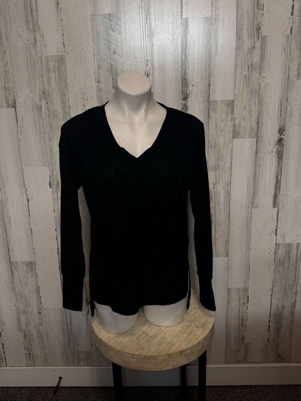 Kensie Black Ribbed Knit V-Neck Long Sleeve Tunic Top Side Slit Hem Womens Small